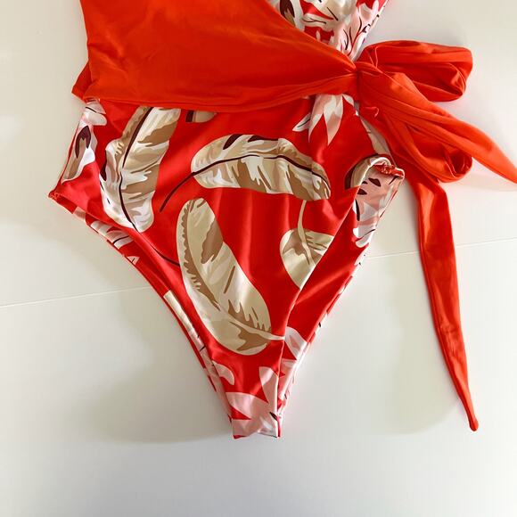 [CHYRII] Orange Red Floral Feather Wrap Front V-Neck One Piece Swimsuit Sz Large - Picture 9 of 11